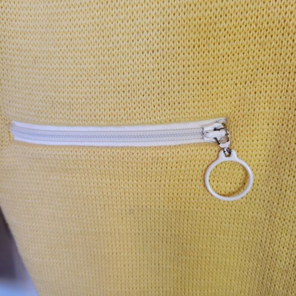 Vintage Tundra Pure Wool Yellow Zip-Up Sweater Made in Canada medium - Picture 8 of 12